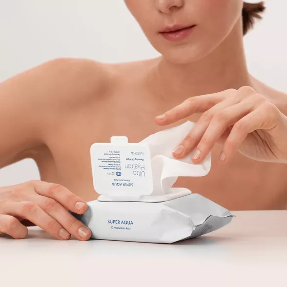 MISSHA Super Aqua Ultra Hyalron Cleansing Oil wipes
