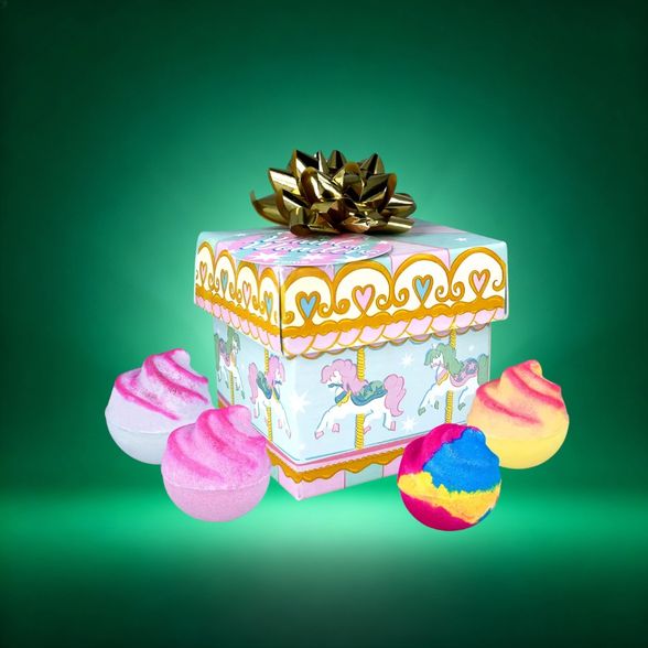 Whirl of Wonders Gift Pack Case 4 - Cube