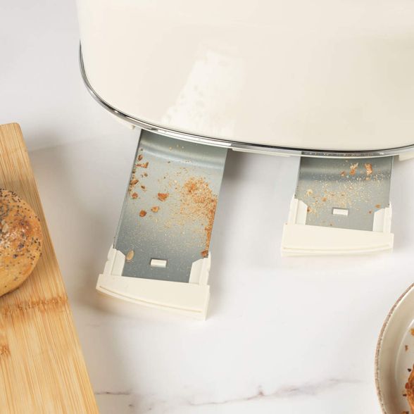 SALTER RETRO 4 SLICE TOASTER- CREAM