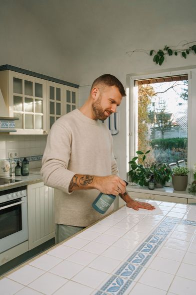 SIMITRI įvairių paviršių valiklis ir vonios valiklis su probiotikais, Fresh Cucumber