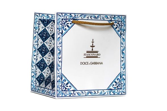 Colomba pyragas su cukruotais vaisiais, migdolais, be razin? 750 g Dolce&Gabbana