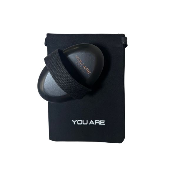 YOU ARE Smooth sauso šveitimo kūno šepetys su jonais