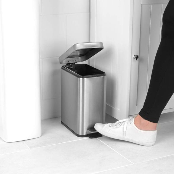 5L RECTANGULAR SOFT CLOSE BIN SS