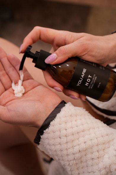 YOU ARE HOT kasdienis vėsinantis anticeliulitinis kūno losjonas, 200 ml